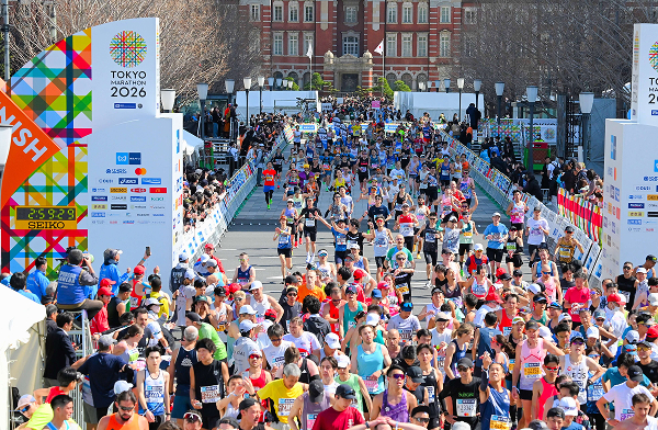 ランナーズ5月号は「世界のランナー」と「歴史」から紐解くサブスリー＆サブフォー達成法